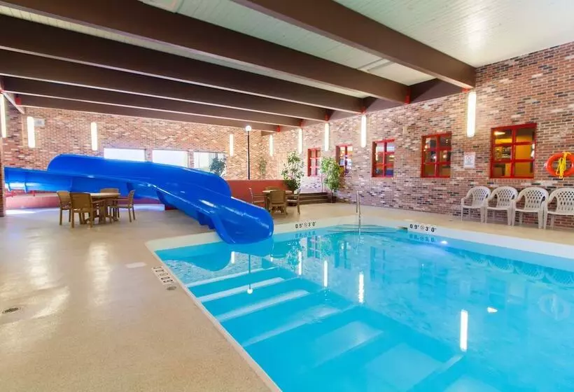 Hotel Bcminns  Lloydminster