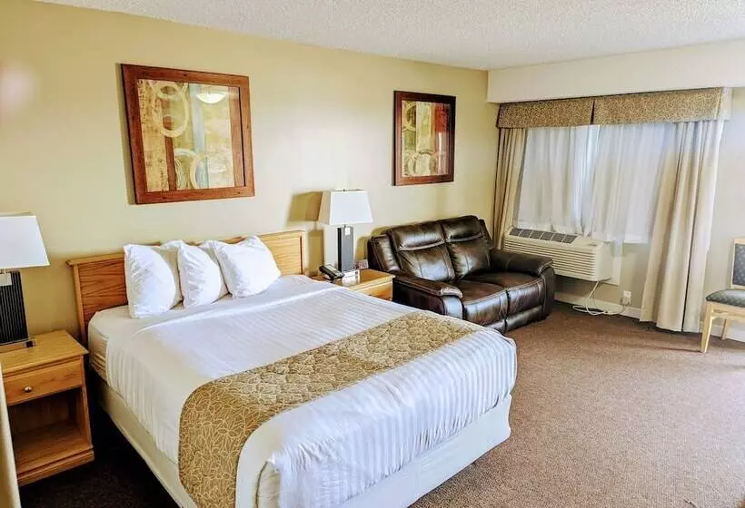 Hotel Bcminns  Lloydminster