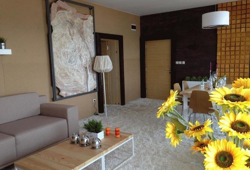 בית מלון כפרי Deluxe House Glavatarski Han