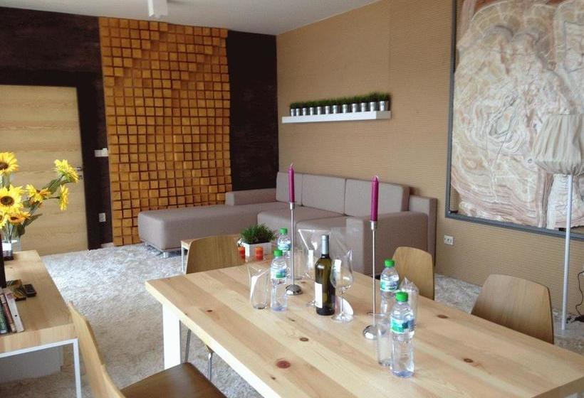 בית מלון כפרי Deluxe House Glavatarski Han