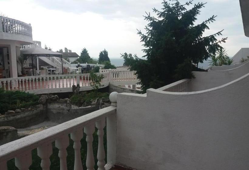 Family Hotel Casablanca Green