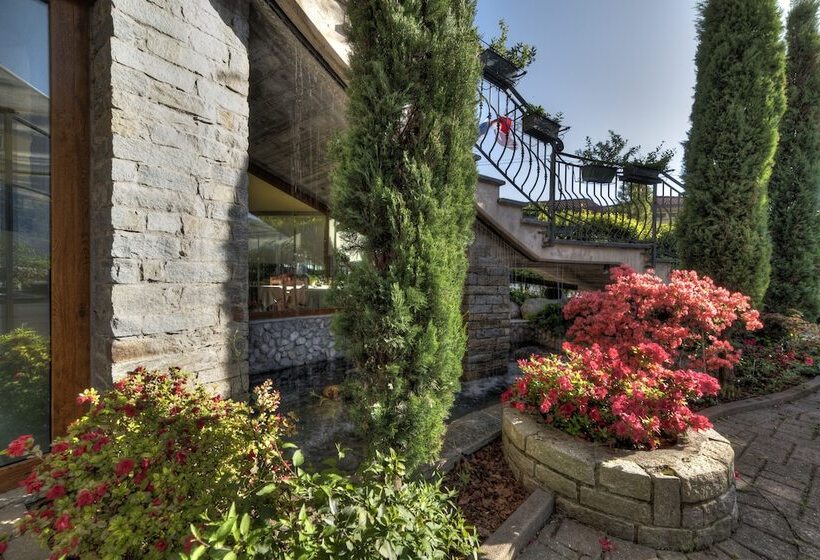 בית מלון כפרי Saligari