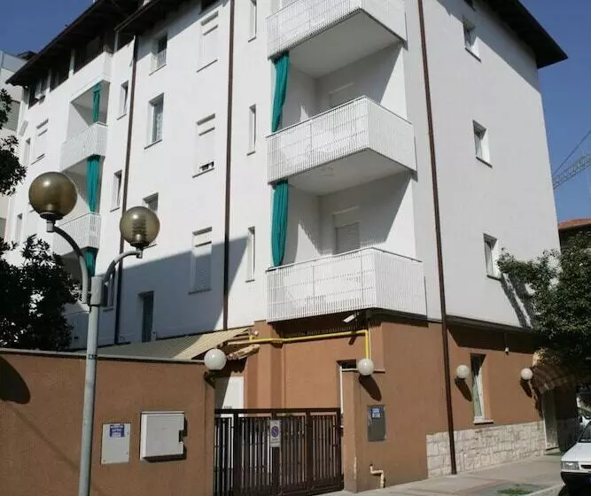 هتل Villa Rosa