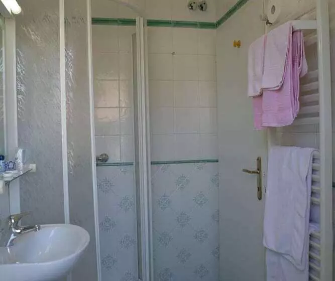 هتل Villa Rosa