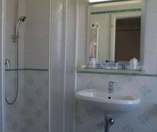 هتل Villa Rosa