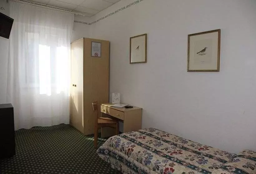 هتل Villa Rosa