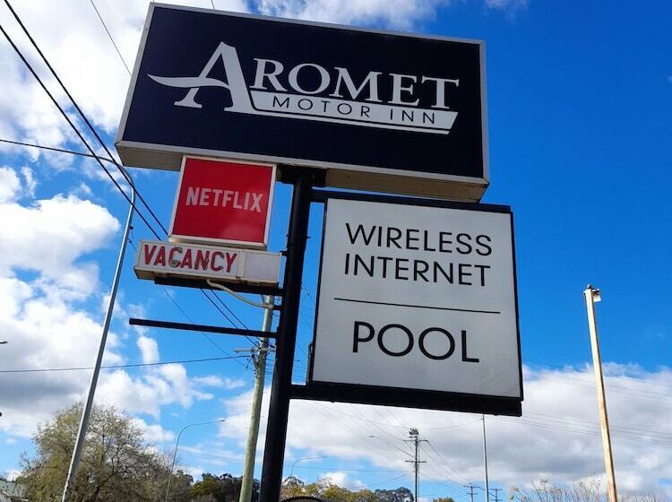 汽车旅馆  Aromet Motor Inn