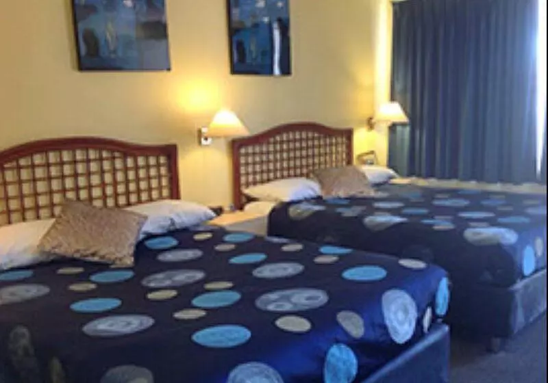 Raceways Motel
