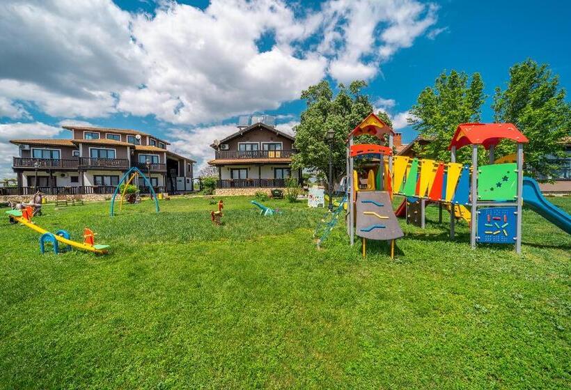 Курорт Complex Zlatnata Ribka