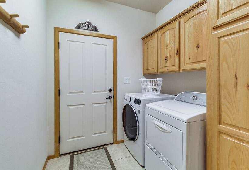 Arizona High Country Cabin: Close To Trails!