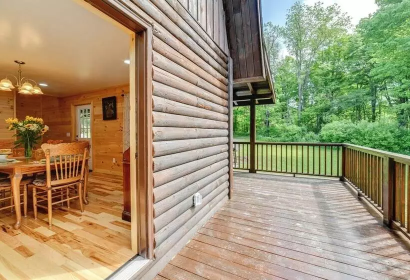 Creekside Cabin In Bainbridge W/ Wraparound Deck!