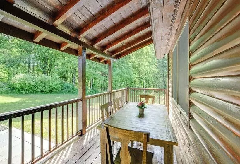 Creekside Cabin In Bainbridge W/ Wraparound Deck!