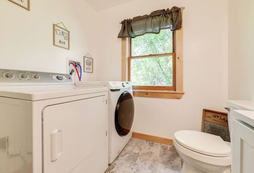 Creekside Cabin In Bainbridge W/ Wraparound Deck!