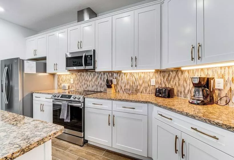 18 Mi To Disney: Davenport Home W/ Private Pool!