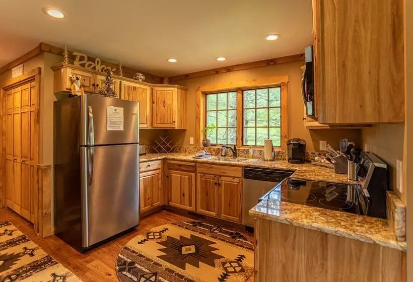 Deerview Cottage At Eagles Nest