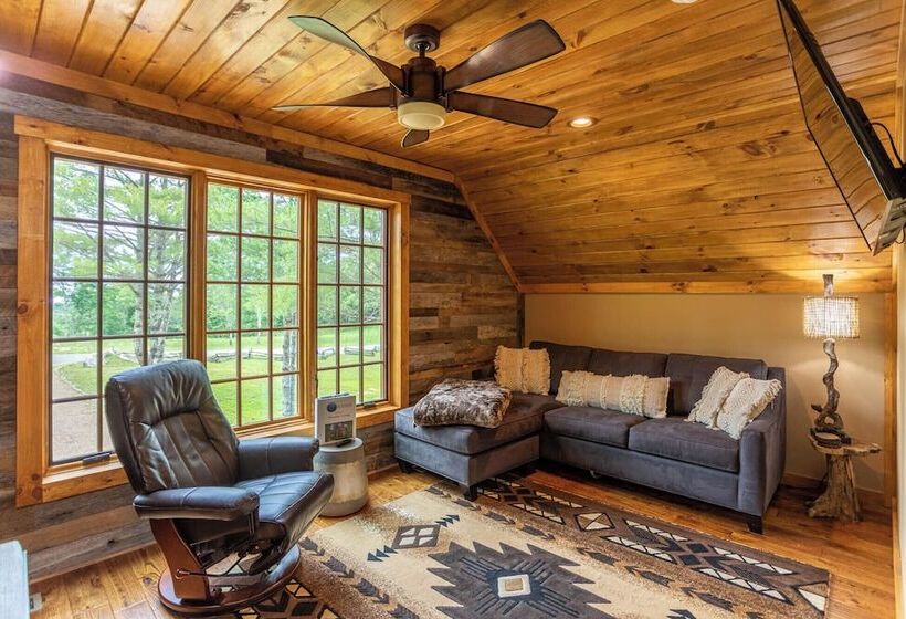 Deerview Cottage At Eagles Nest