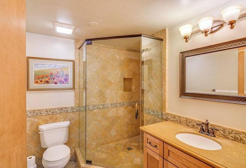 Grand Mountain Chalet W/ Hot Tub & Mountain Views