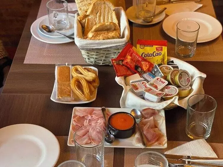 Hostal El Descanso Del Emperador