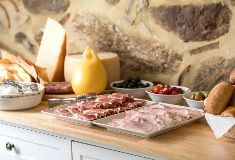 Hotelli Domo Incantos