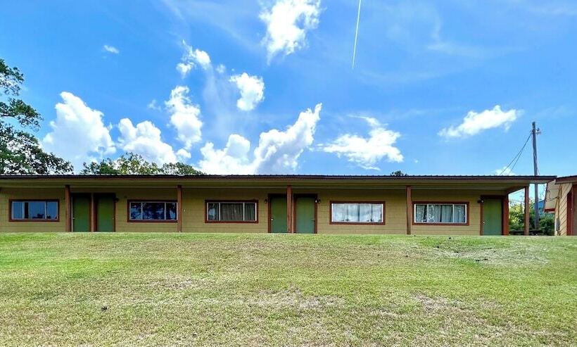 فندق Indian Creek Lodge