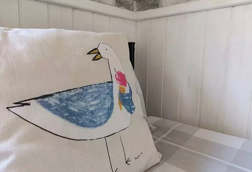 Hotelli Lovely Lodge Next To The Mansion House Llansteffan