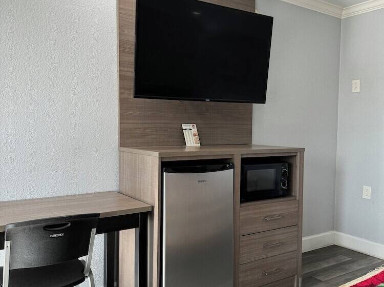 בית מלון כפרי Luxury Inn