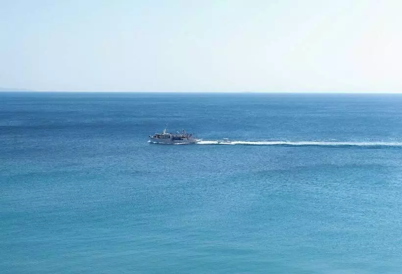 Hotelli Olive Green Studios And Apartments