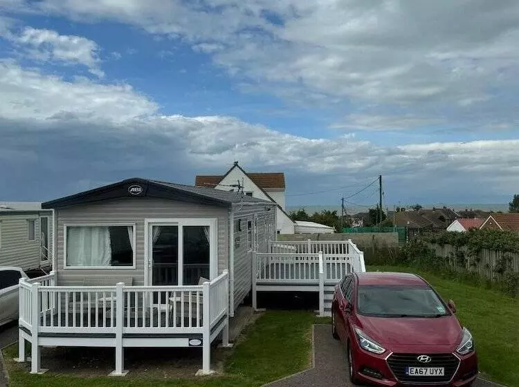 Hotelli Seaside Charm Carvan In Leys Down On Sea
