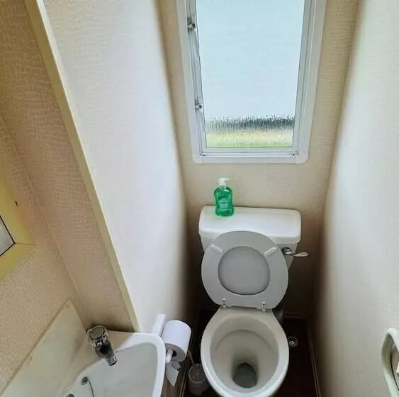 Hotelli Seaside Charm Carvan In Leys Down On Sea