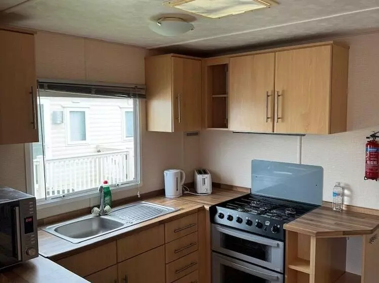 Hotelli Seaside Charm Carvan In Leys Down On Sea