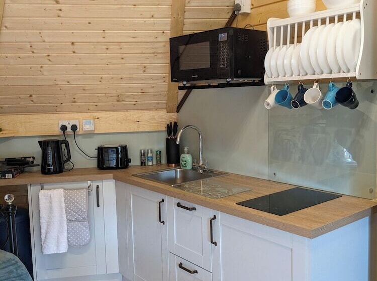 Hotel Woods Meadow Glamping