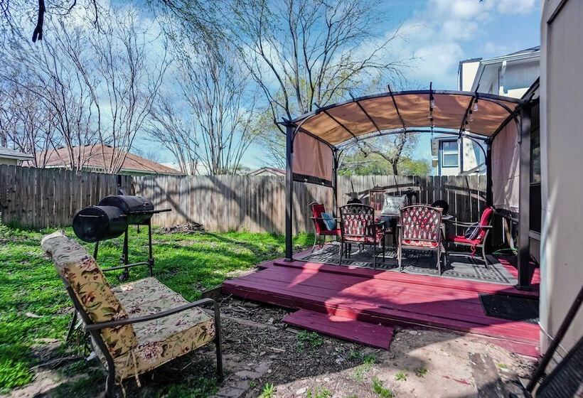 Idyllic Round Rock Home W/ Patio: 3 Mi To Kalahari