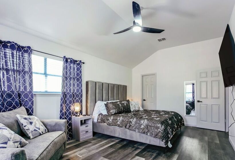 Idyllic Round Rock Home W/ Patio: 3 Mi To Kalahari