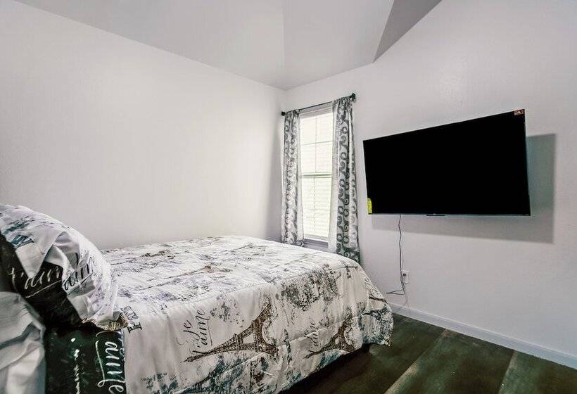 Idyllic Round Rock Home W/ Patio: 3 Mi To Kalahari