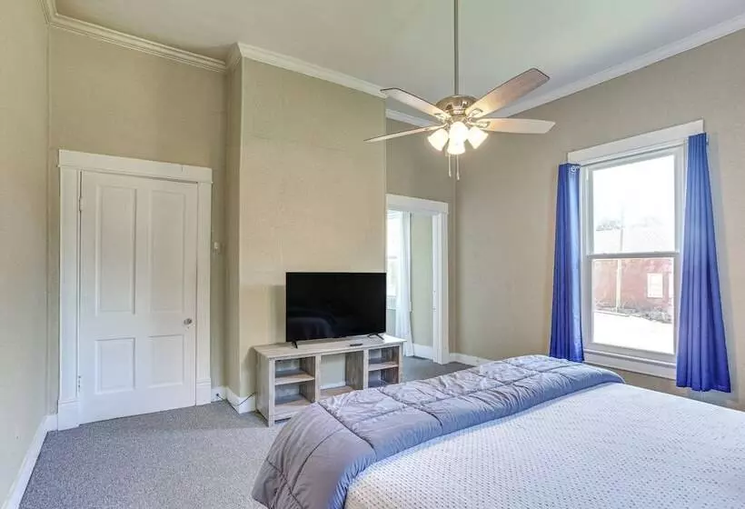 Jackson Family Home ~ 5 Mi To Downtown!