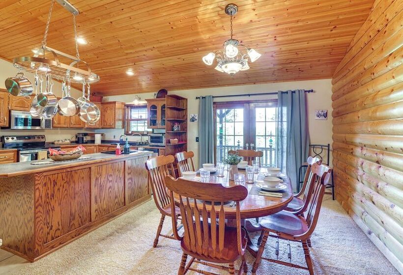 Just A Cast Away Cassville Cabin W/ Covered Deck