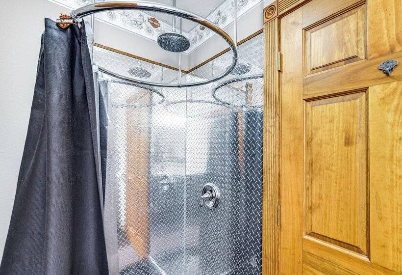 Just A Cast Away Cassville Cabin W/ Covered Deck