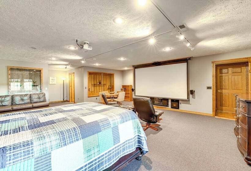 Just A Cast Away Cassville Cabin W/ Covered Deck