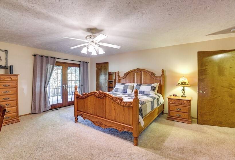 Just A Cast Away Cassville Cabin W/ Covered Deck