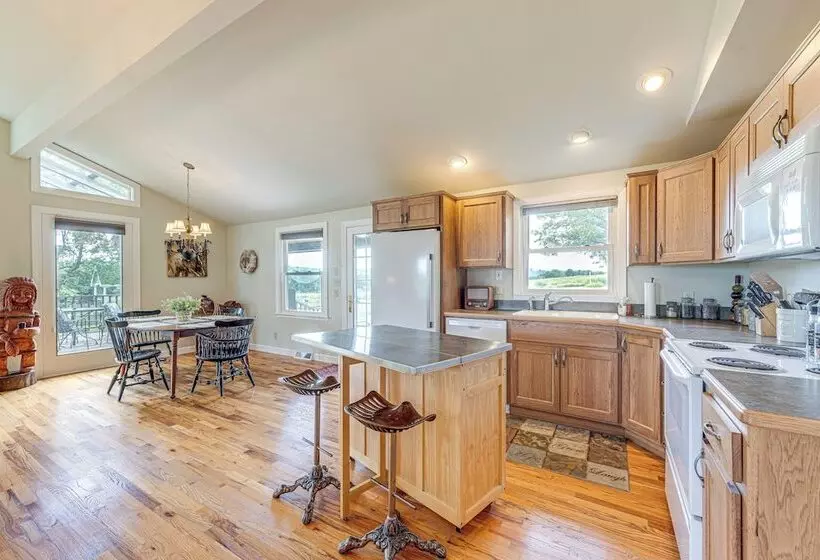 Lecompton Home W/ Private Pond & Fire Pit!