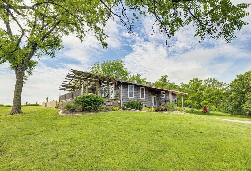 Lecompton Home W/ Private Pond & Fire Pit!