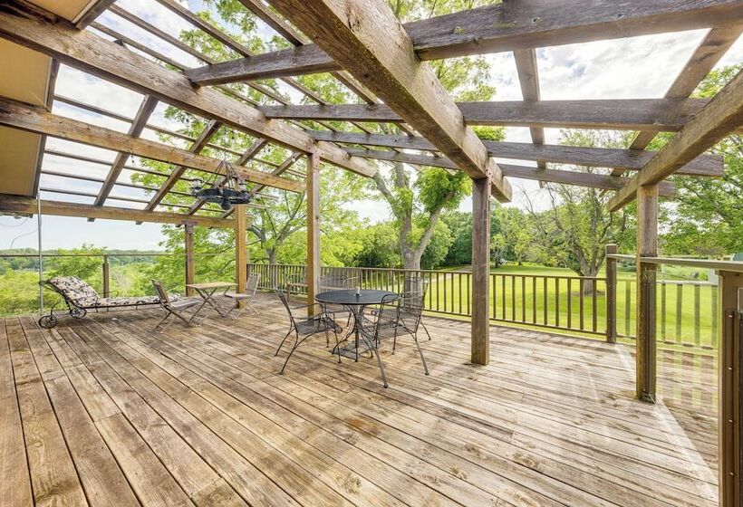 Lecompton Home W/ Private Pond & Fire Pit!