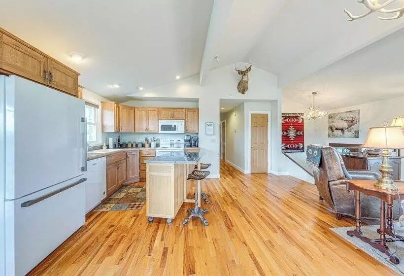 Lecompton Home W/ Private Pond & Fire Pit!