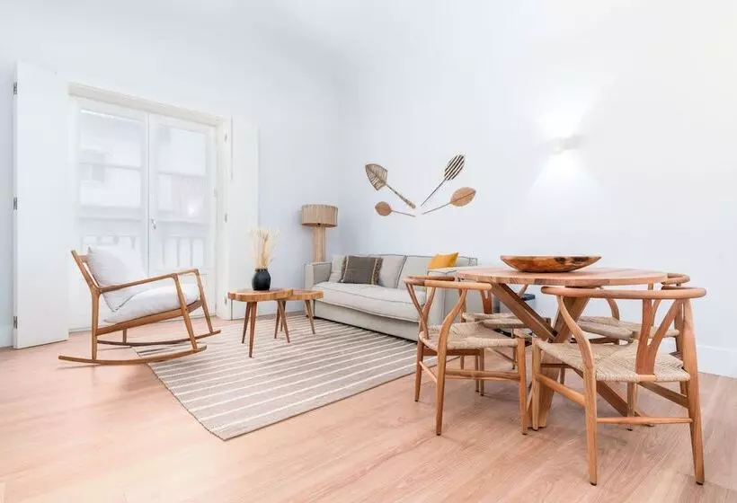 Limehome Evora Rua De Machede 61