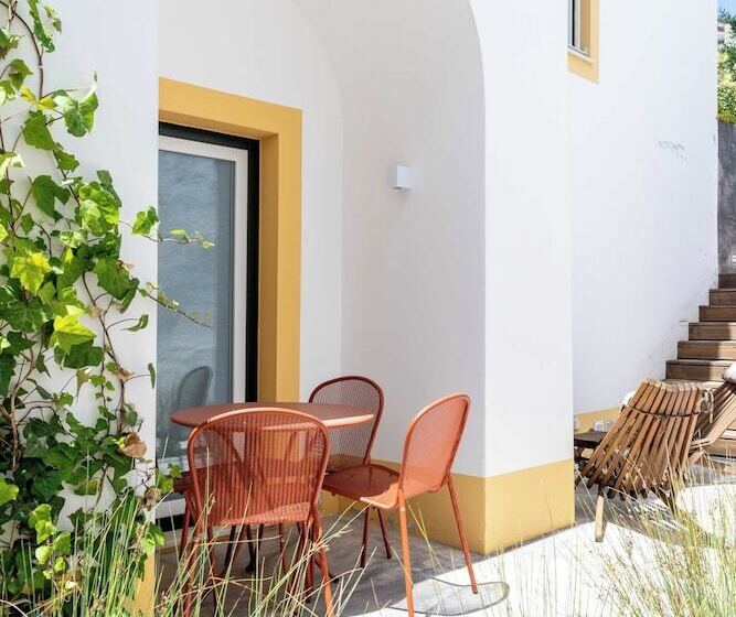 Limehome Evora Rua De Machede 61