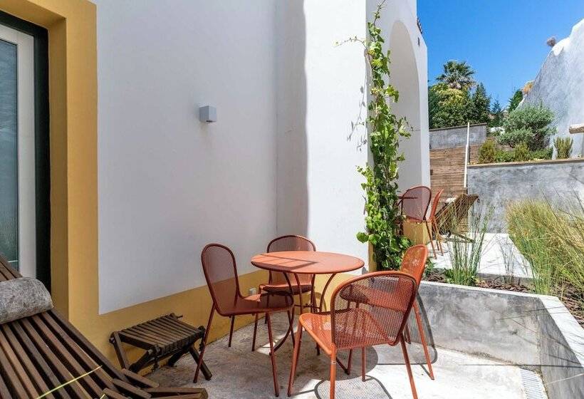 Limehome Evora Rua De Machede 61