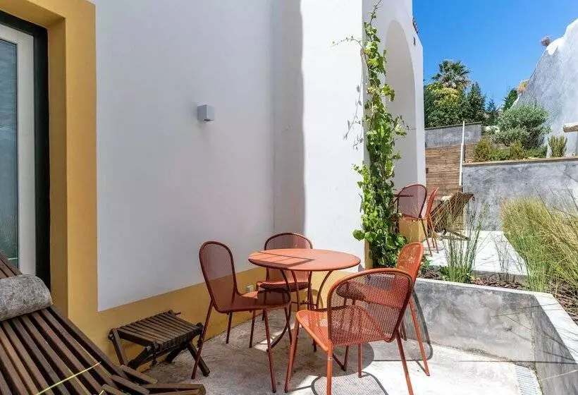 Limehome Evora Rua De Machede 61