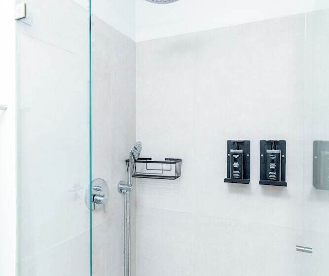 Limehome Evora Rua De Machede 61