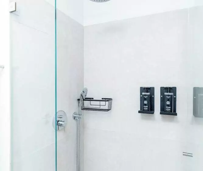 Limehome Evora Rua De Machede 61