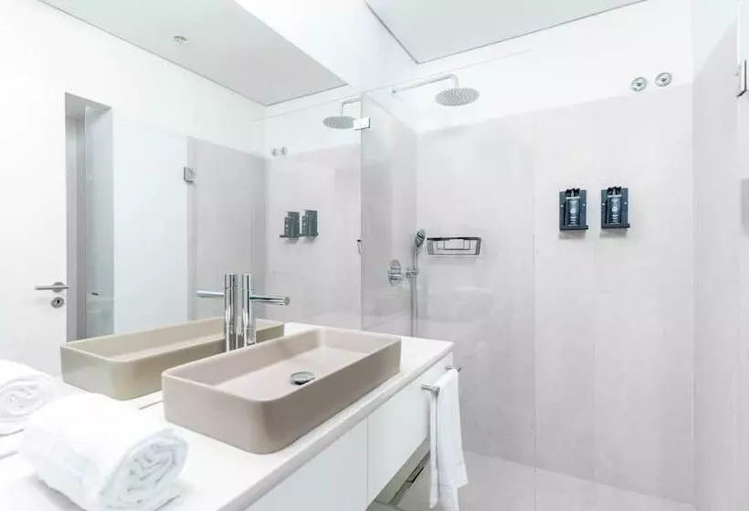 Limehome Evora Rua De Machede 61